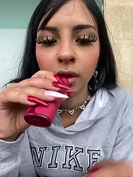 Hilary pinkk online show from 03.20.25