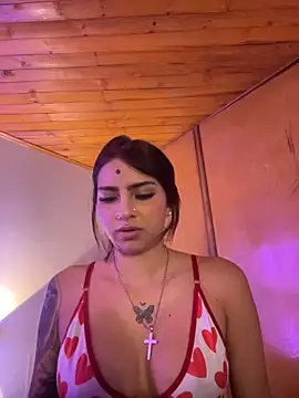 Hilary pinkk online show from 03.08.26