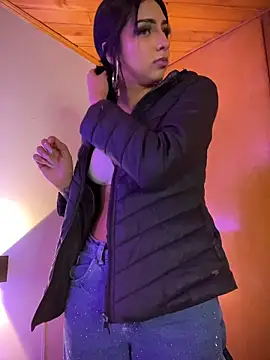 Hilary pinkk online show from 04.07.26