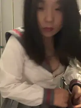 Snapshot of Xixi-Gala chatting on 02.25.25 Xixi-Gala online show from 02.25.25