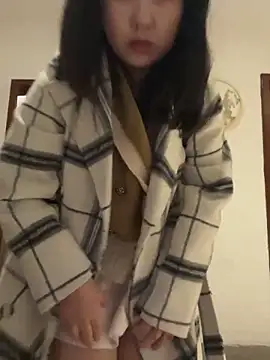 Snapshot of Xixi-Gala chatting on 03.18.25 Xixi-Gala online show from 03.18.25