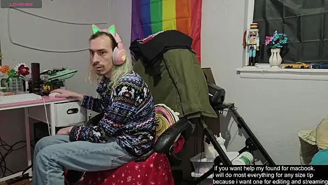 tallnerdyguy online show from 10.21.25