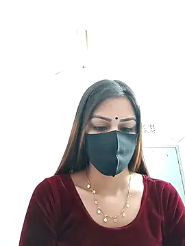 Snapshot of Tisha-01 chatting on 11.19.25 Tisha-01 online show from 11.19.25