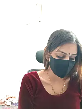 Snapshot of Tisha-01 chatting on 11.19.25 Tisha-01 online show from 11.19.25