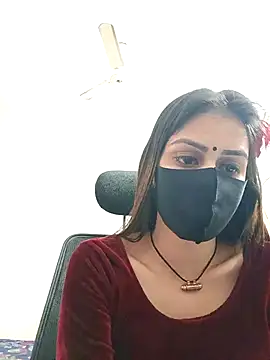 Snapshot of Tisha-01 chatting on 11.25.25 Tisha-01 online show from 11.25.25