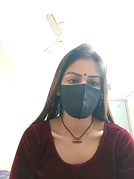 Snapshot of Tisha-01 chatting on 12.03.25 Tisha-01 online show from 12.03.25