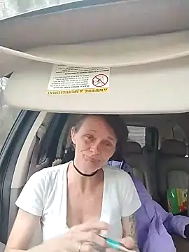 Snapshot of ivylee31 chatting on 03.04.25 ivylee31 online show from 03.04.25