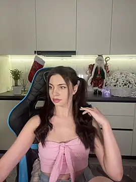 CurlyLara online show from 01.10.26