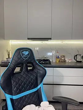 CurlyLara online show from 03.06.26