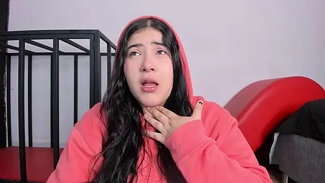 AmberiniHoffman online show from 12.03.25