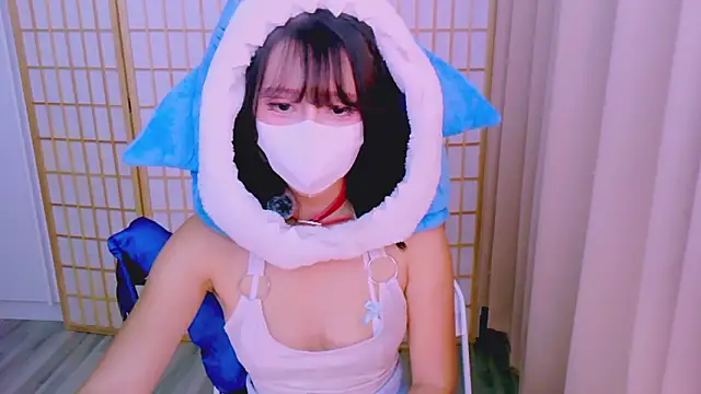 Snapshot of desiregirl69 chatting on 03.16.26 desiregirl69 online show from 03.16.26