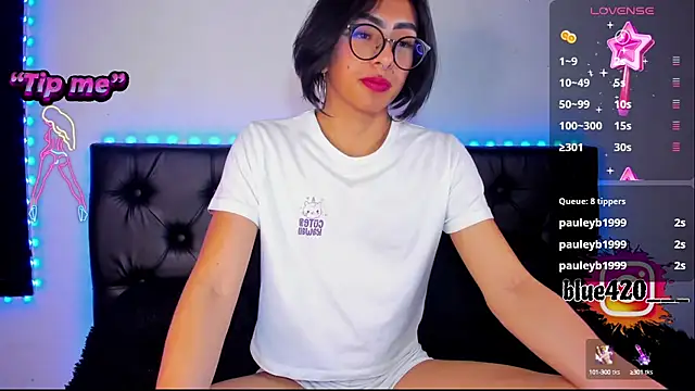 Snapshot of Skyler__blue4 chatting on 12.14.24 Skyler  blue4 online show from 12.14.24