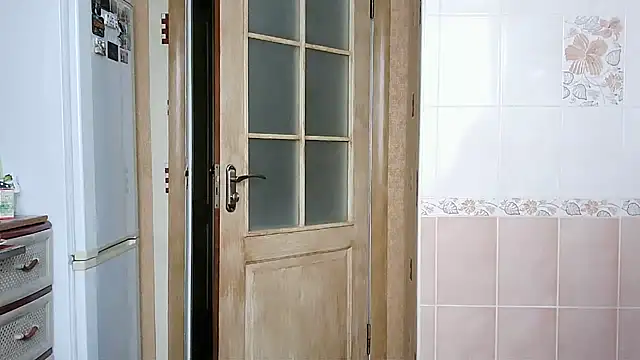 Ettie Tonia online show from 02.15.25