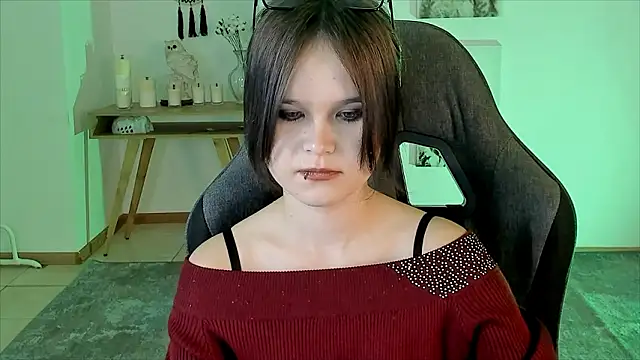 Elainebeness online show from 12.04.24