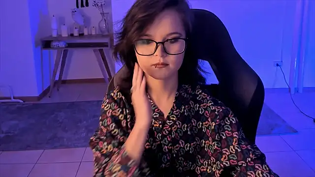 Elainebeness online show from 12.11.24