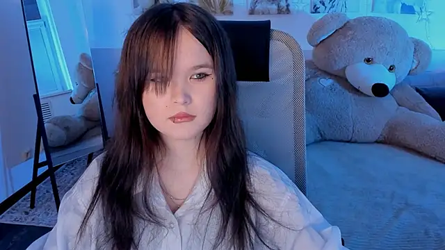 Elainebeness online show from 03.22.26