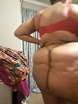 Snapshot of thicktash chatting on 02.03.26 thicktash online show from 02.03.26