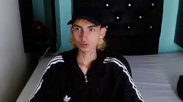 ttimy x boy online show from 04.17.26