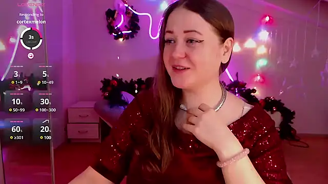 Snapshot of LizzyShine chatting on 12.18.24 LizzyShine online show from 12.18.24