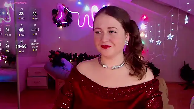 Snapshot of LizzyShine chatting on 12.25.24 LizzyShine online show from 12.25.24