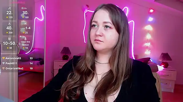 Snapshot of LizzyShine chatting on 02.09.25 LizzyShine online show from 02.09.25