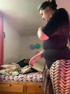 Miss oliviaa online show from 04.18.26