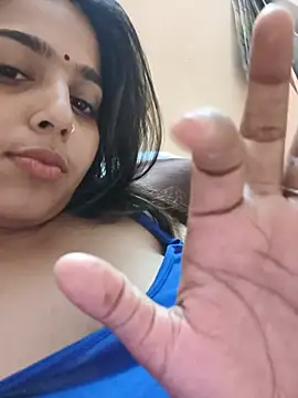 Snapshot of Sweet-Rani chatting on 06.24.26 Sweet-Rani online show from 06.24.26