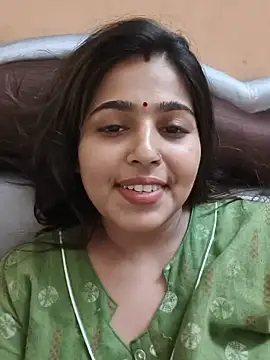 Snapshot of Sweet-Rani chatting on 07.20.26 Sweet-Rani online show from 07.20.26