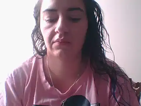  karlie kloss  online show from 12.30.24