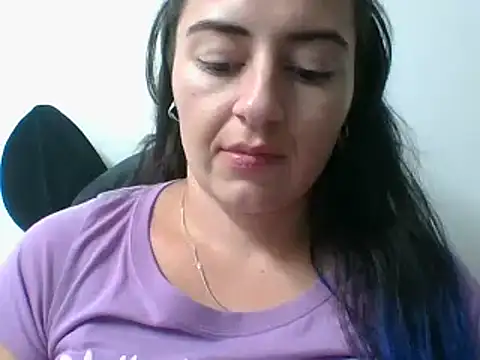  karlie kloss  online show from 01.15.25