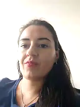  karlie kloss  online show from 01.29.25