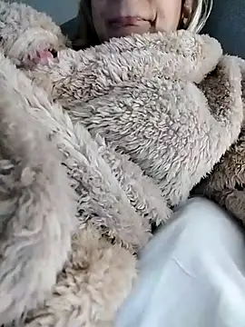 fofinhaa12 online show from 11.14.25