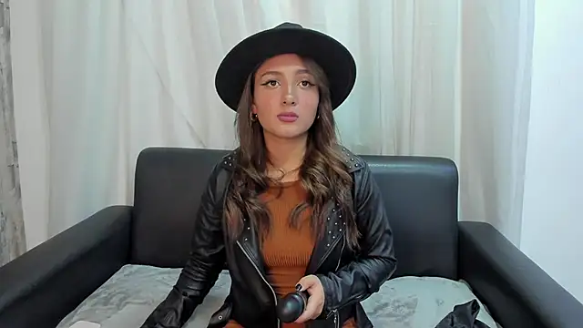 Afrodita Shalom online show from 01.04.25