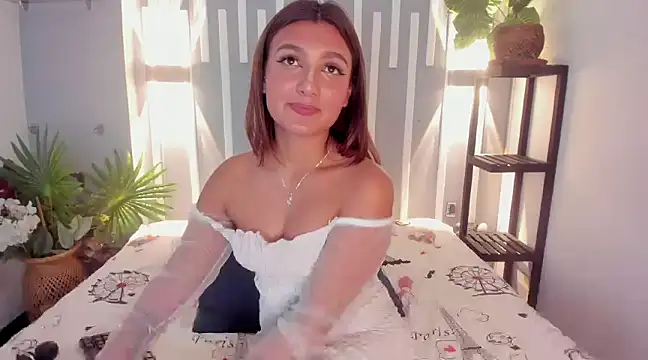 Afrodita Shalom online show from 03.18.25