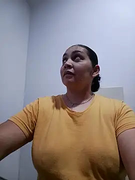 MirandaSoto online show from 04.10.26