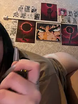 Snapshot of Pepe-pupu chatting on 01.05.25 Pepe-pupu online show from 01.05.25