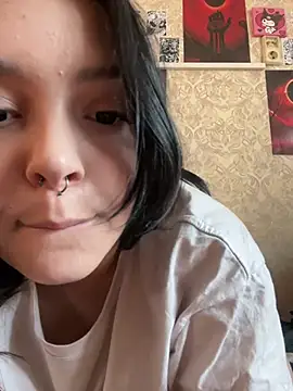 Snapshot of Pepe-pupu chatting on 01.22.25 Pepe-pupu online show from 01.22.25