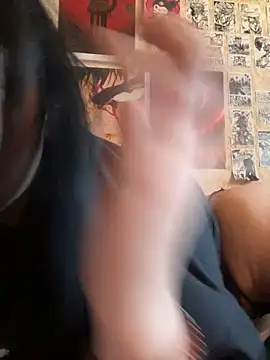 Snapshot of Pepe-pupu chatting on 10.17.25 Pepe-pupu online show from 10.17.25