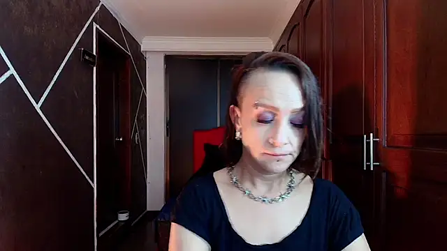 NatashaMason  online show from 02.04.25