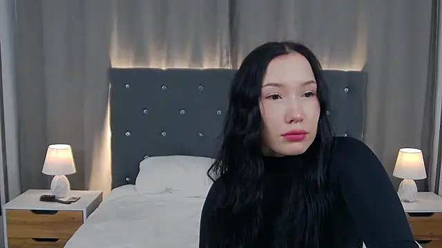 LeilaLow online show from 01.16.26