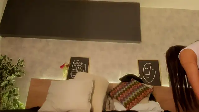 karina gomez 18 online show from 02.24.26