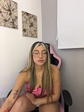 Issabela G1 online show from 04.07.26