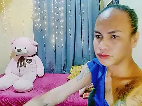 Snapshot of Indaypakay_ts chatting on 10.26.25 Indaypakay ts online show from 10.26.25