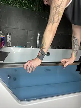 Luluof online show from 02.17.25