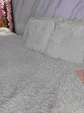 Nanda Vixen online show from 11.06.25