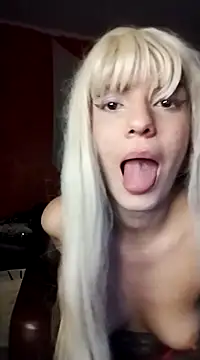 Snapshot of spacegirlll chatting on 03.14.25 spacegirlll online show from 03.14.25