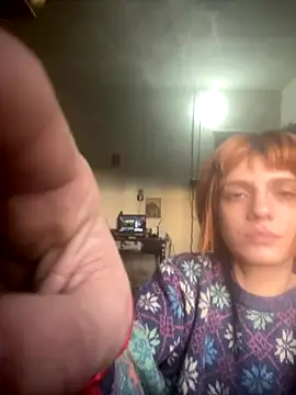 Snapshot of spacegirlll chatting on 10.20.25 spacegirlll online show from 10.20.25