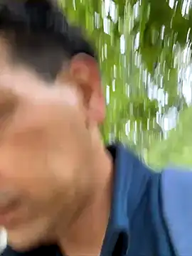 Snapshot of Hideen-real-face chatting on 10.09.25 Hideen-real-face online show from 10.09.25