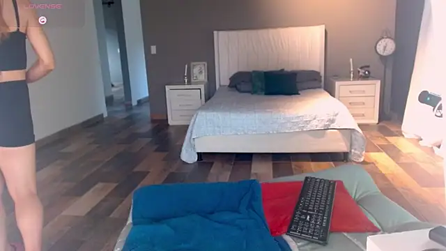 greyslopez online show from 12.12.24