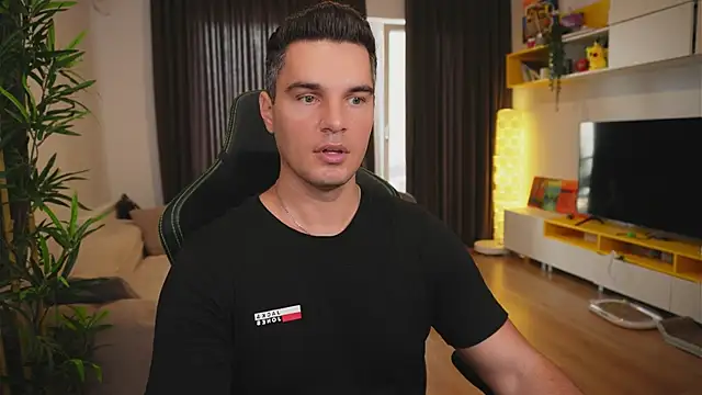 Snapshot of billypassion chatting on 09.13.25 billypassion online show from 09.13.25